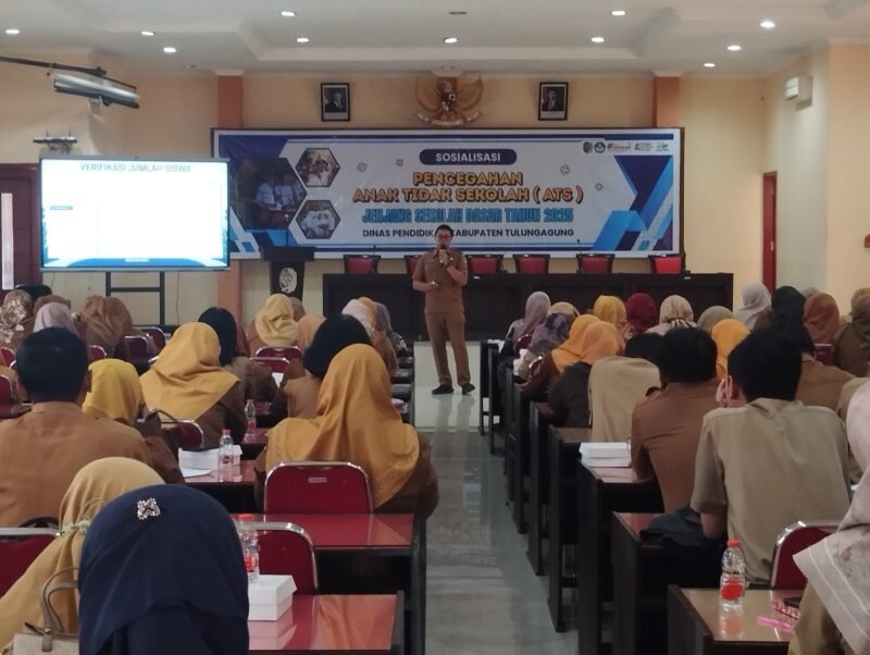 Foto Sosialisasi Bimtek Pencegahan Anak Tidak Sekolah di Gedung Kantor Diknas Pendidikan Tulungagung