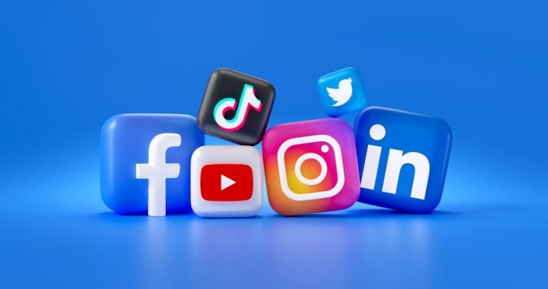 Foto: Ilustrasi media sosial. Video berisi kritik terkait Kapolres Trenggalek ramai beredar di TikTok dan menarik perhatian pengguna media sosial.