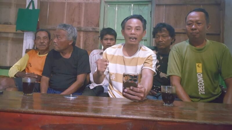 Foto: Supriyadi Begawan (Tengah)