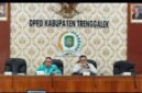 Ketua Pansus II DPRD Trenggalek Mugianto saat memimpin pembahasan Raperda Pemberdayaan, Pengembangan, dan Perlindungan Koperasi serta Usaha Mikro di Aula DPRD Trenggalek