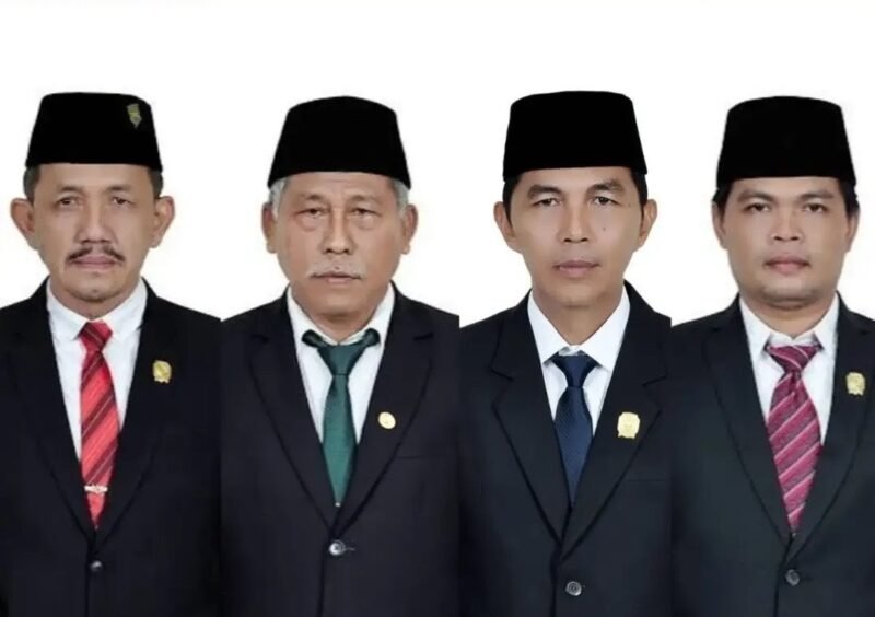 empat pimpinan DPRD Tulungagung diperiksa sebagai saksi oleh penyidik KPK di Polda Jawa Timur.