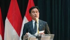 Foto: Menteri Koordinator Bidang Hukum, Hak Asasi Manusia, Imigrasi, dan Pemasyarakatan, Yusril Ihza Mahendra